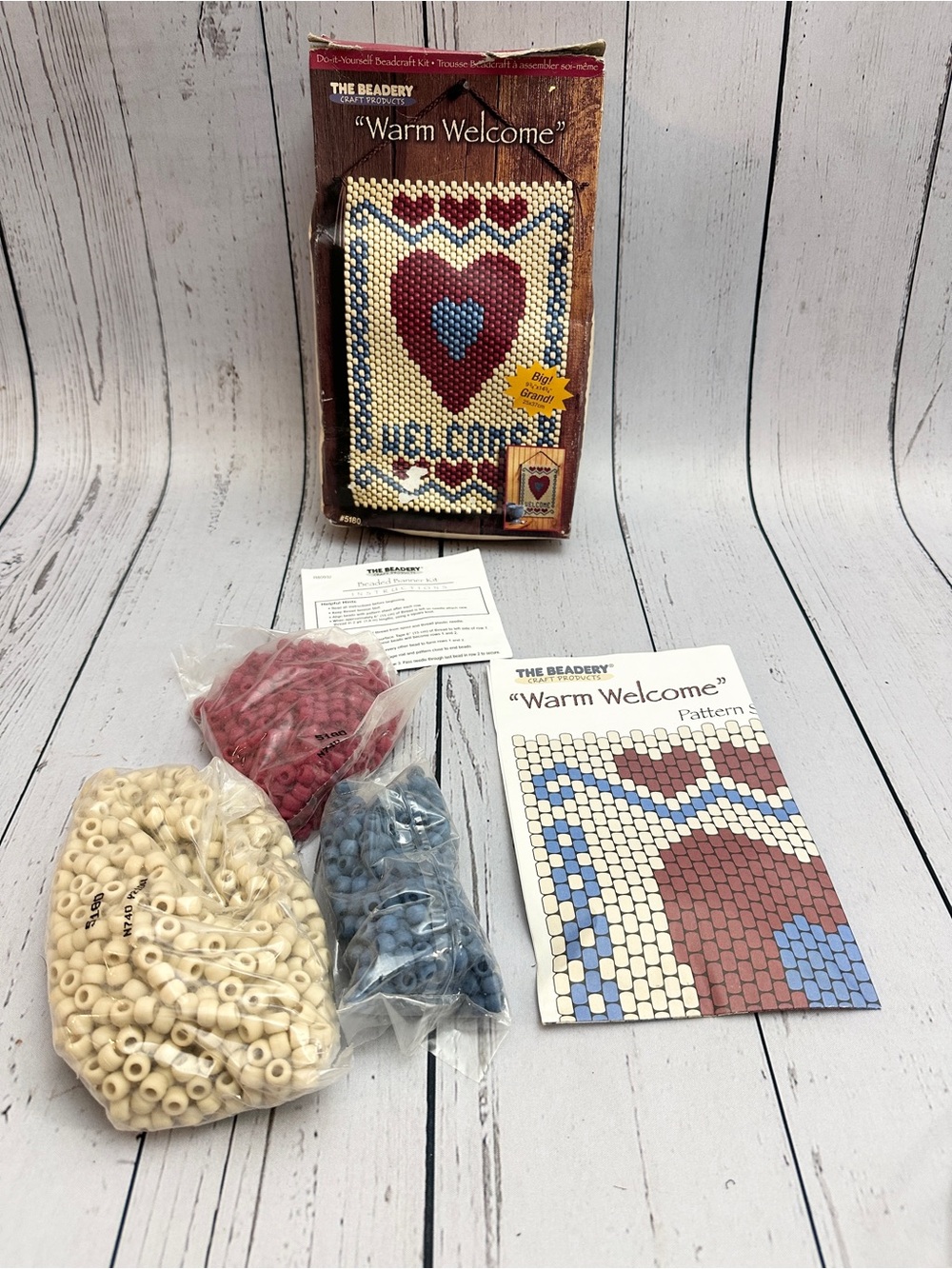 Vintage "Warm Welcome" Bead Kit - Cream, Red & Blue